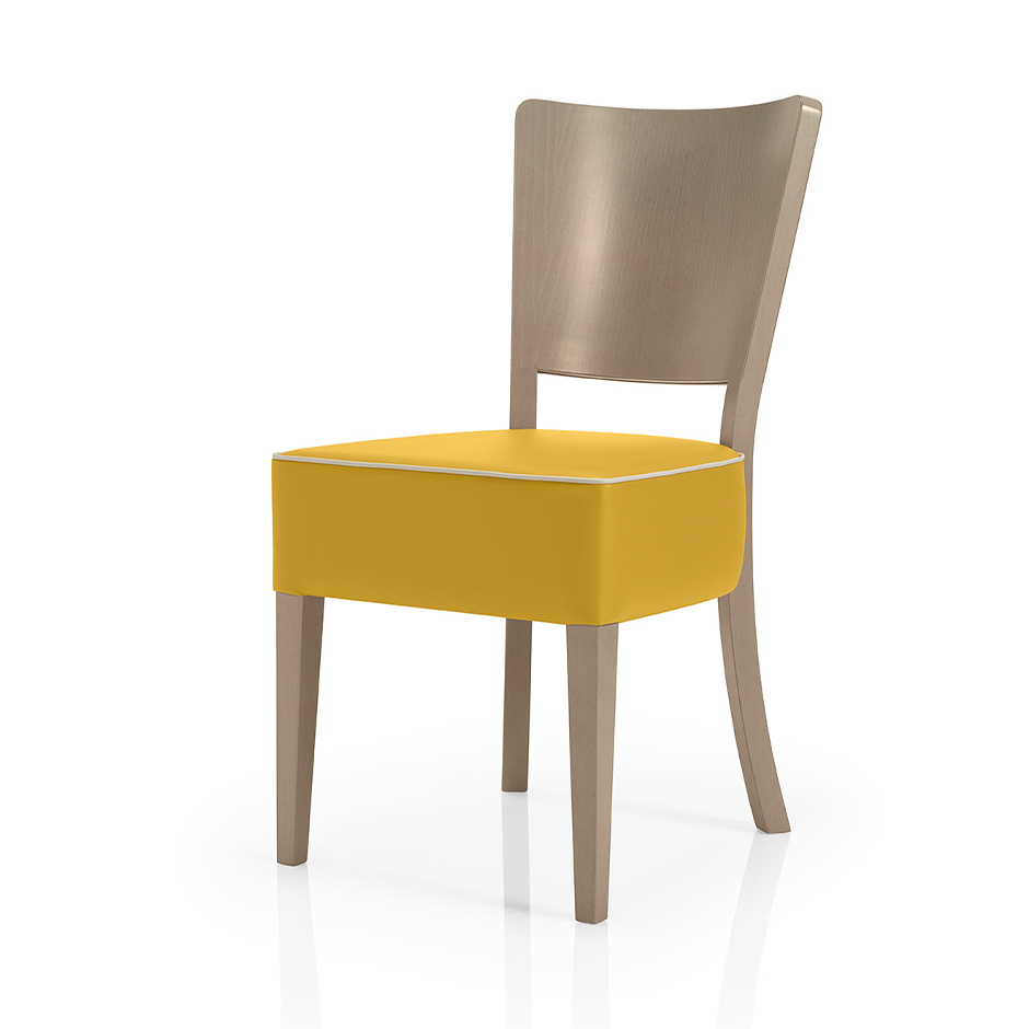 Cadeira hotelaria profissional com estrutura de 4 pés madeira com velatura em várias tonalidades, disponível com estofo em várias categorias e cores de semi-pele e tecidos.